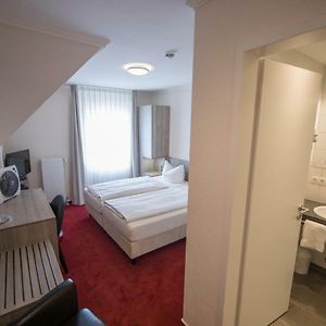 Camera standard con letto king size